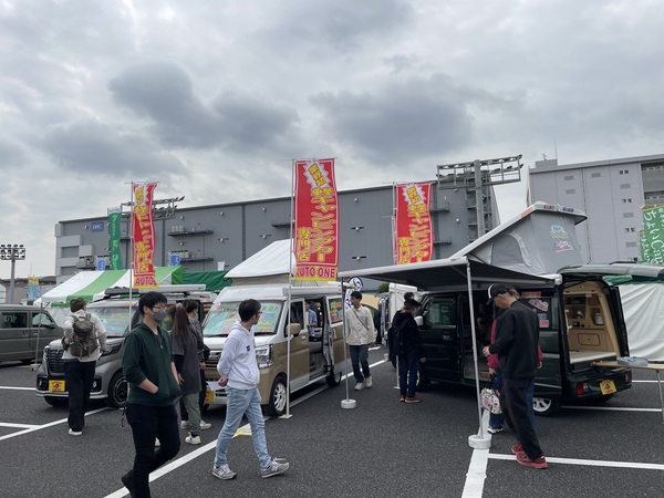 神奈川キャンピングカーフェア